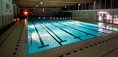 Relaks, muzyka i jacuzzi nocą. Pierwsze takie wydarzenie na basenie-49962