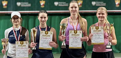 Złoto Alicji Szwedy na Halowych MP U16 w Toruniu-52144