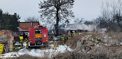 Pożar w sobotnie popołudnie. Co się stało na Leśnej?