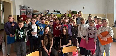 Strach czy działanie? Uczennice z I LO uczą pierwszej pomocy