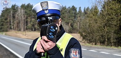 Wcisnął gaz za mocno. Kara była natychmiastowa