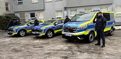 Szczecineccy policjanci mają trzy nowe radiowozy. Zakup wsparły samorządy.