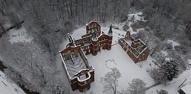 Ruiny pałacu w Juchowie zabezpieczone. Zobacz, co udało się uratować