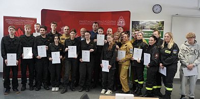 Z uczniów w strażaków. Oni już ukończyli kurs OSP
