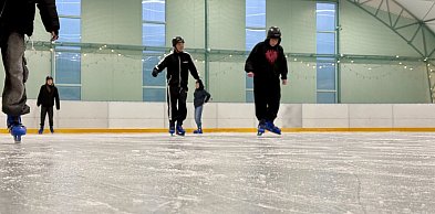 Ostatnia szansa na łyżwy. Lodowisko kończy sezon
