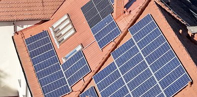 Panele na szkołach i świetlicach. Gmina Szczecinek stawia na słońce