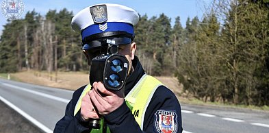 Wcisnął gaz za mocno. Kara była natychmiastowa