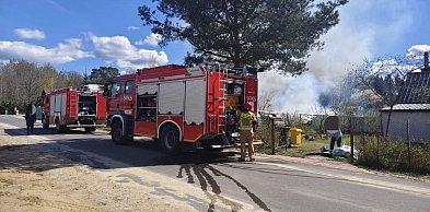 Wiatr rozdmuchał ogień. Pożar w Krągach