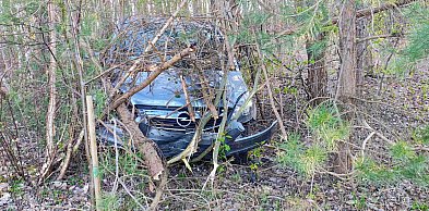 Wypadek i ucieczka przed policją. Pijany recydywista nie miał szans