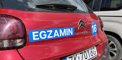 Koniec znanego widoku na ulicach Szczecinka. Citroeny C3 z „elką” znikają