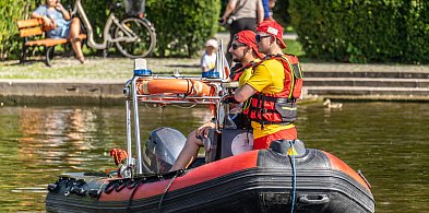 Ratownicy WOPR zakończyli sezon nad Trzesieckiem. -49160