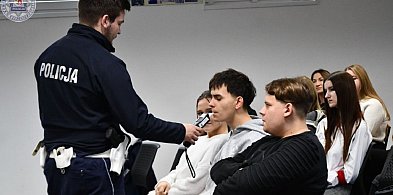 Debata społeczna: Młody, odpowiedzialny kierowca.-50774