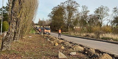 Zniszczona droga znika z mapy. Finał prac jeszcze w grudniu-50904