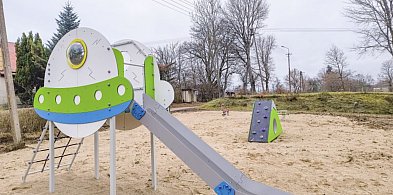 Kusowo ma nowy plac zabaw. Pierwszy etap inwestycji już służy mieszkańcom.-51318