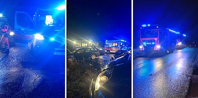 Zderzenie dwóch aut na DW171. Kobieta i dziecko trafili do szpitala.-51411