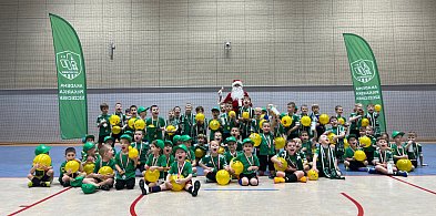 Skrzat Cup 2025. Blisko 70 dzieci, sport, prezenty i świąteczna pomoc-51673