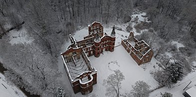 Ruiny pałacu w Juchowie zabezpieczone. Zobacz, co udało się uratować