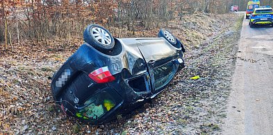 Kolejny wypadek przy wyjeździe ze Szczecinka. Droga znów była śliska