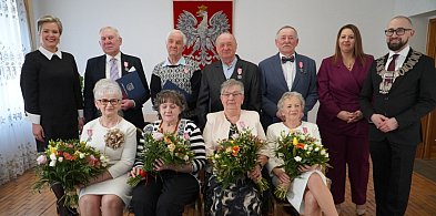 GRZMIĄCA. Cztery małżeństwa, jedna historia – 50 lat razem