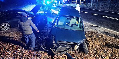 Zderzenie dwóch osobówek na krajowej "dwudziestce"