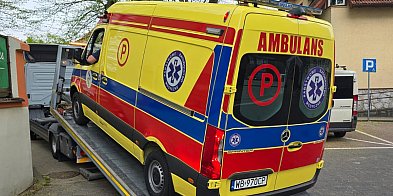 Miasto i starostwo: karetki, spór i wyrok.-51270