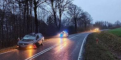 Wyprzedzał ciężarówkę na podwójnej ciągłej-51309