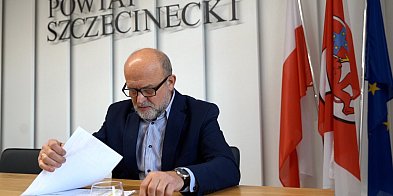 Sąd uchylił wyrok wobec starosty Krzysztofa Lisa.-52180