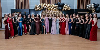 Studniówka ZS nr 7 w Białym Borze