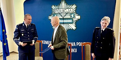 Policja i straż miejska razem.