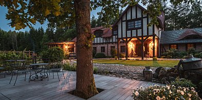 Dworek Głogowiska w "Bitwie o gości".