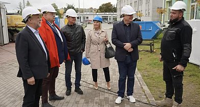 Urzędnicy w terenie. Inwestycje, edukacja i środowisko pod lupą-49941