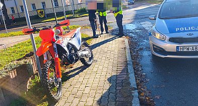 Wypadek na Słowiańskiej. Cross zderzył się z oplem-50052