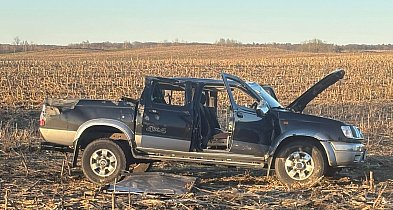 Dachowanie pickupa pod Łubowem-50819