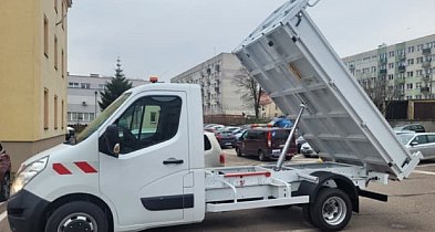 Nowy pojazd w służbie dróg powiatowych-50910