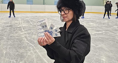 Mikołajkowa akcja na lodowisku. Darmowy wstęp i świąteczna zabawa.-51108