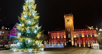 Tak pięknej choinki w Szczecinku nie było od lat!-51180
