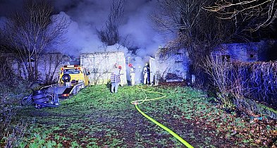Pożar budynku w Krągach. Obiekt spłonął doszczętnie-51204