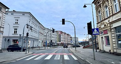 „Pikanie” wróciło na skrzyżowanie. Mieszkaniec: Nie da się normalnie żyć-51327