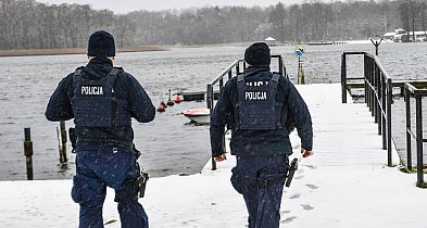 Zamarznięte jeziora kuszą. Konsekwencje mogą być tragiczne-51850