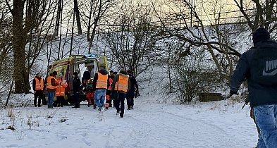 Kobieta skoczyła z wiaduktu na tory. Czy tej tragedii można było uniknąć?-52036