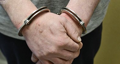 Myślał, że nikt go nie znajdzie. Policja szybko zatrzymała sprawcę włamania-52063