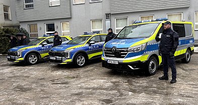 Szczecineccy policjanci mają trzy nowe radiowozy. Zakup wsparły samorządy.