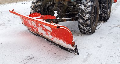 Tak wygląda zimowe utrzymanie dróg w powiecie szczecineckim.
