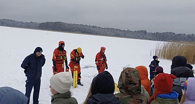 Lód nie wybacza błędów. Ważny apel służb przed feriami