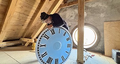 Zegar wrócił na dworzec po 50 latach. Symboliczny finał remontu budynku