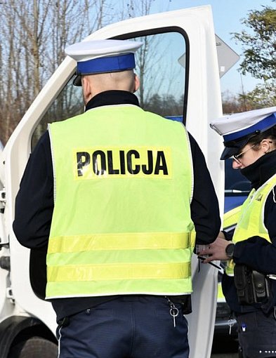 Zatrzymane dowody i lawety. Poranna akcja drogówki-50525