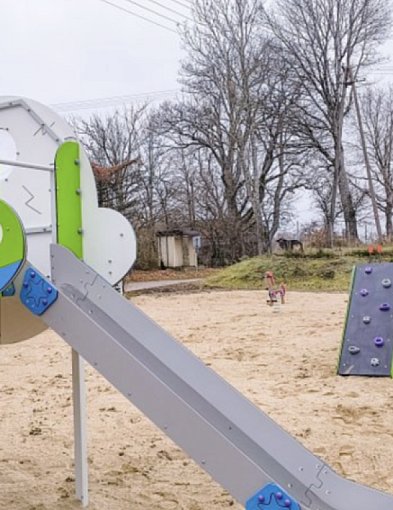 Kusowo ma nowy plac zabaw. Pierwszy etap inwestycji już służy mieszkańcom.-51318