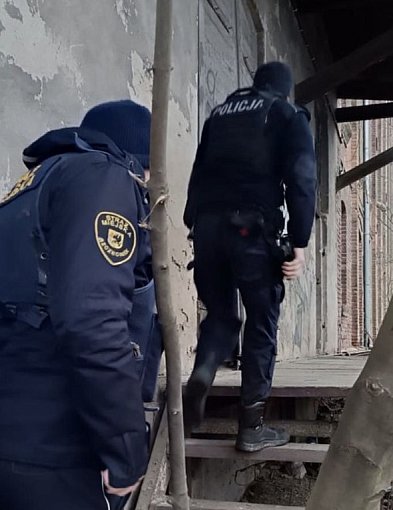 Zima groźna dla życia. Policja apeluje do mieszkańców-51603