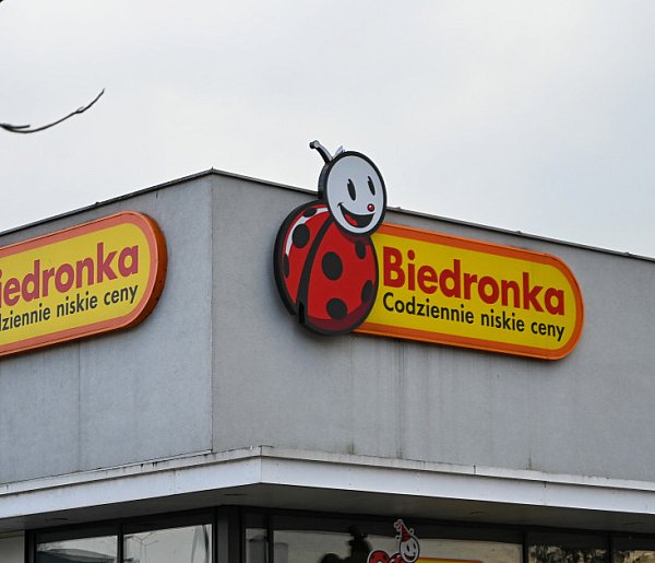 Nowe rozwiązanie w popularnej sieci. Ma ułatwić codzienne zakupy-49925
