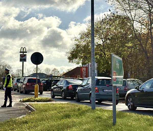 Policja w Szczecinku apeluje: unikajcie tych ulic, jeśli nie musicie!-50345